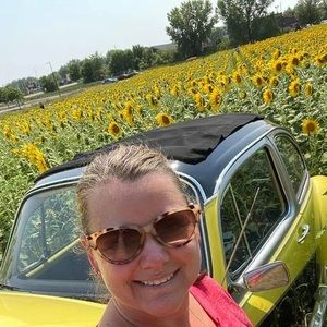 Meet your Posher, Amy